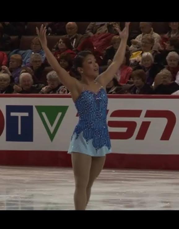 Jessica Sergeant take a bow at the 2014 Canadian Tire National Skating Championships